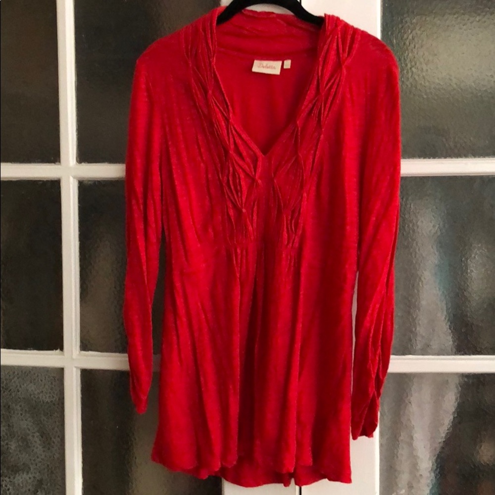 Red deletta tunic top